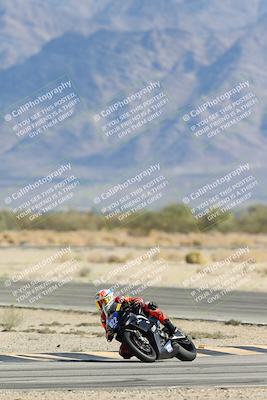 media/Nov-16-2025-Race Pace (Sun) [[8c5fa54630]]/Non Verified Riders (1st 20 Minutes)/4-Turn 16 (1116am)/